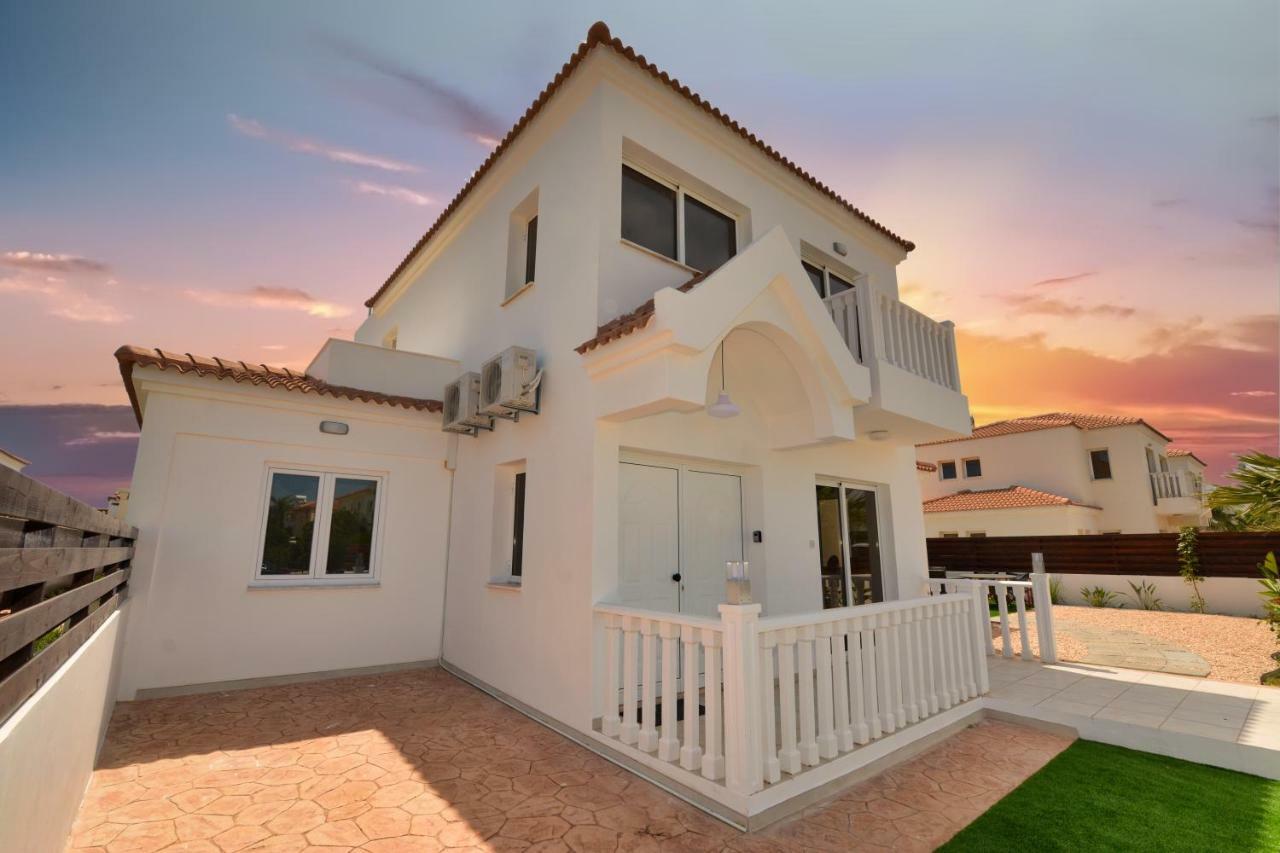 Villa Nissi Gold アヤナパ エクステリア 写真