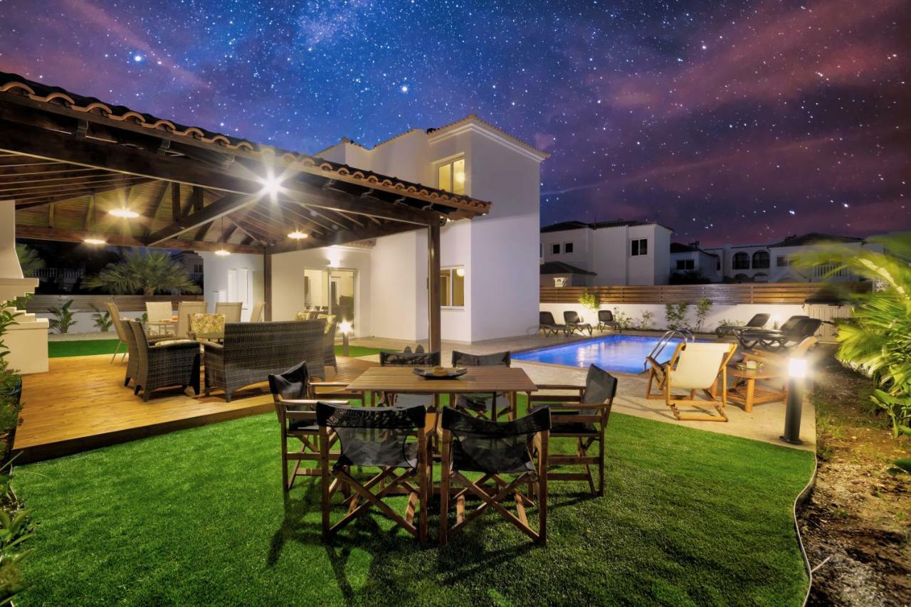 Villa Nissi Gold アヤナパ エクステリア 写真